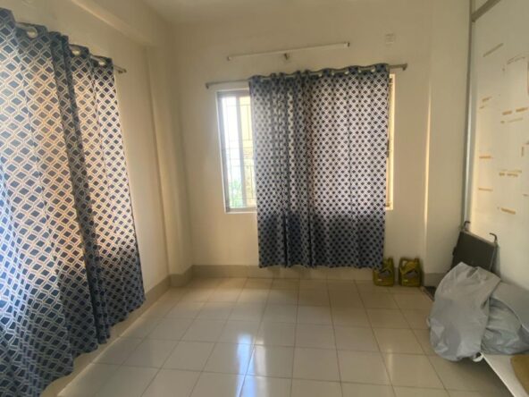 1137 SFT Ready Apartment for Sale in Lalmatia 4