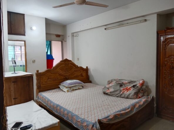 1400 SFT Ready Apartment for Sale in Bashundhara RA 6