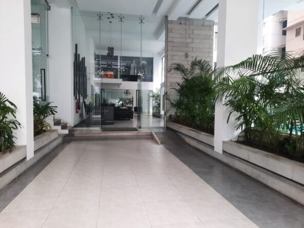 4483 SFT Luxury Apartment for Sale in Gulshan 2 6