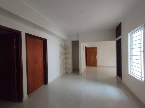 Ready Apartment for Sale in Bashundhara RA 3