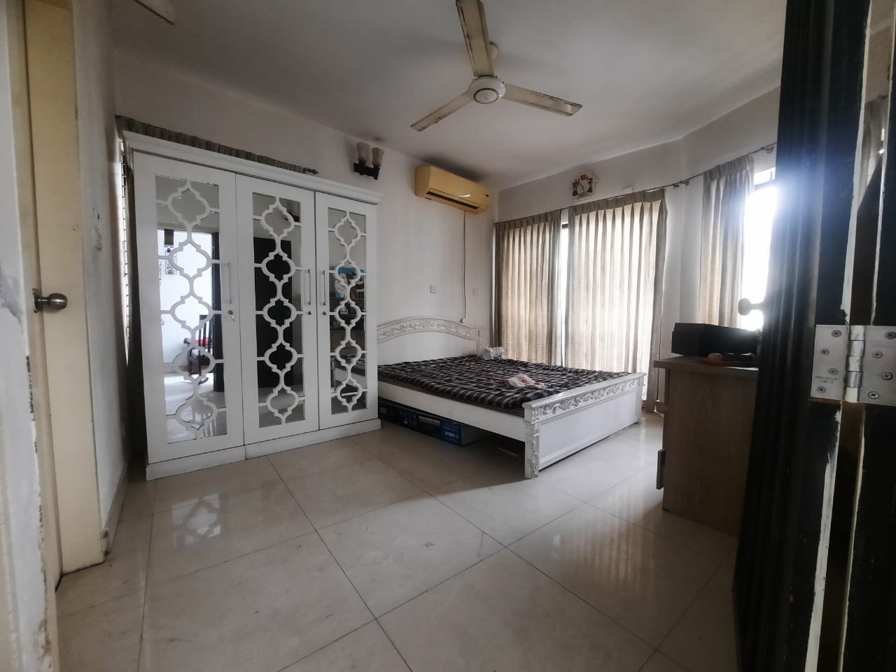2183 SFT Luxury Apartment for Sale in Gulshan 2 5