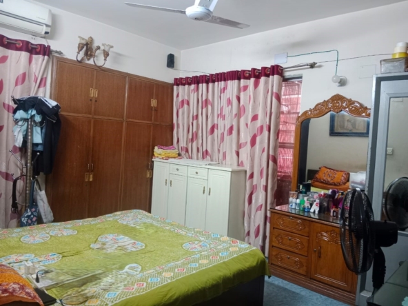 1455 SFT Used Flat for Sale in Bashundhara RA 5