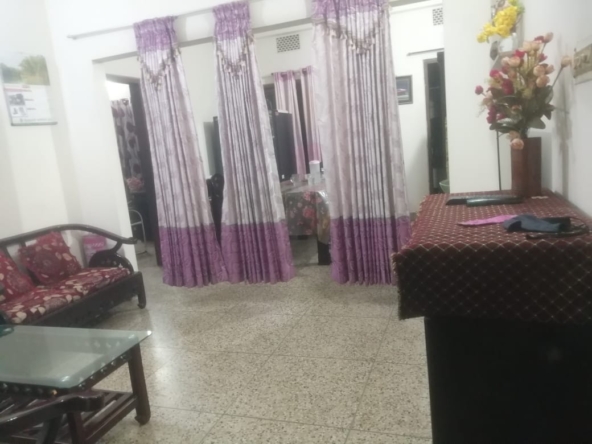 1894 SFT Used Flat for Sale in Malibagh 1