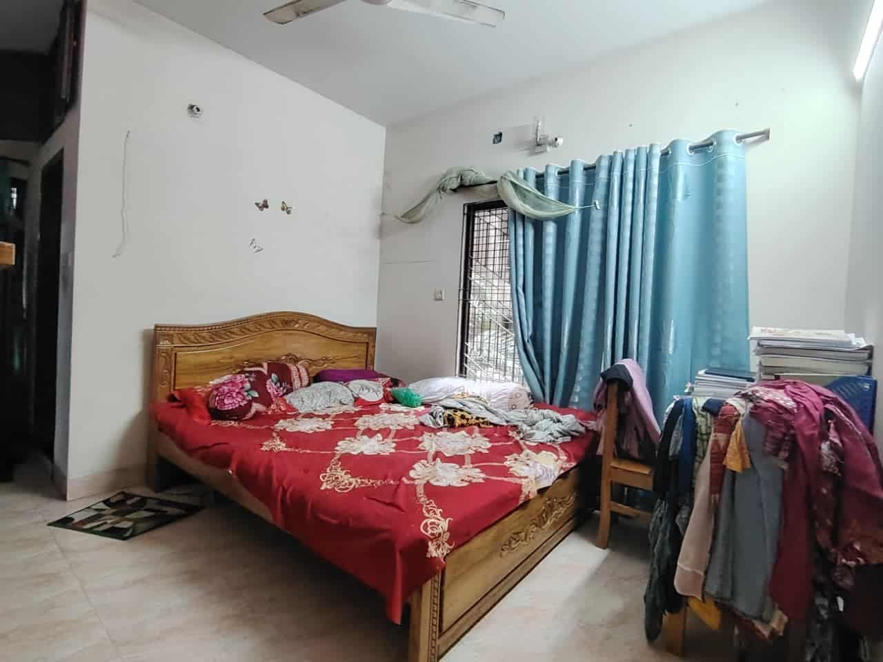 1100 SFT Flat for Sale in Elephant Road 2