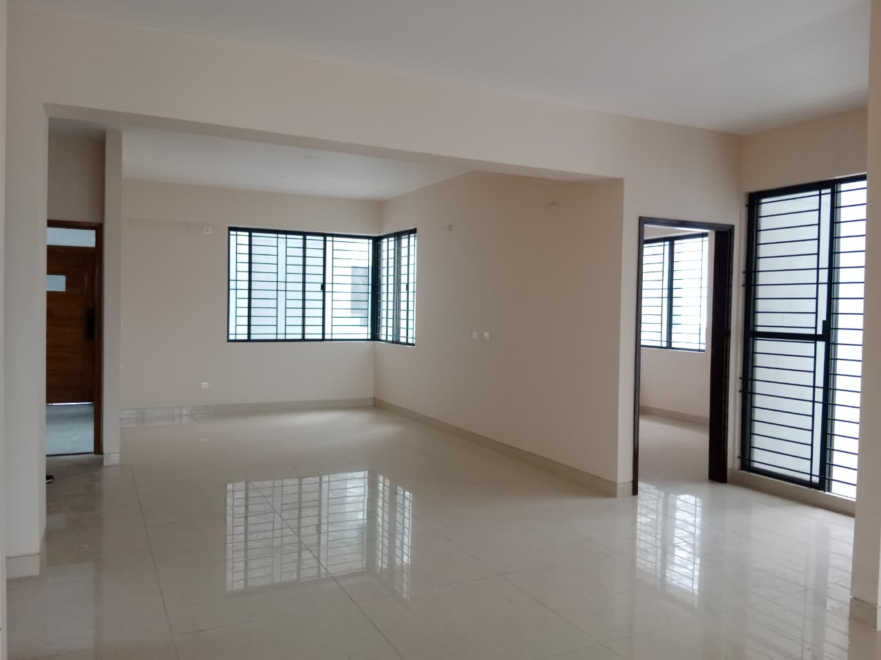 2481 Sqft Brand New Apartment for Sale in Bashundhara RA Block K 1